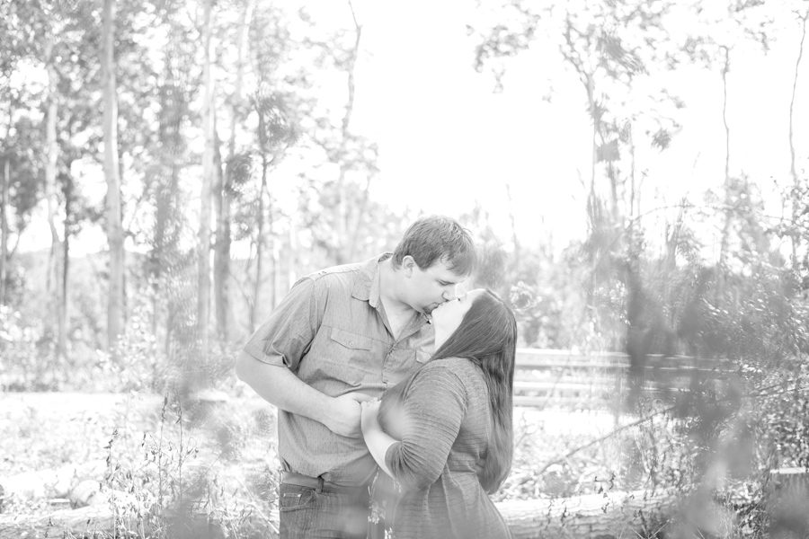 Westminster Ponds, London Ontario Engagement Photographer, London Ontario Engagement Photography, Engagement Photography London Ontario, Engagement Photographer London Ontario, Michelle A Photography