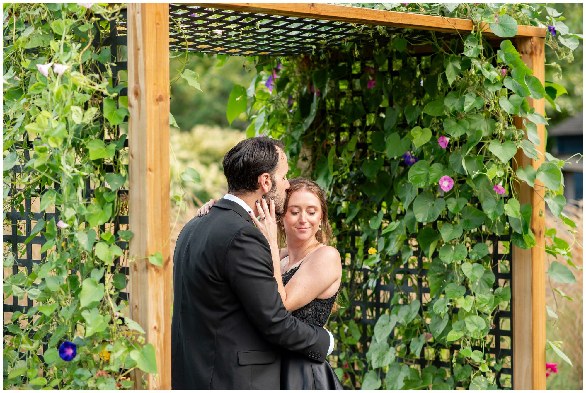 Wildflowers Farm, St Thomas Ontario Wedding Photographer, Michelle A Photography