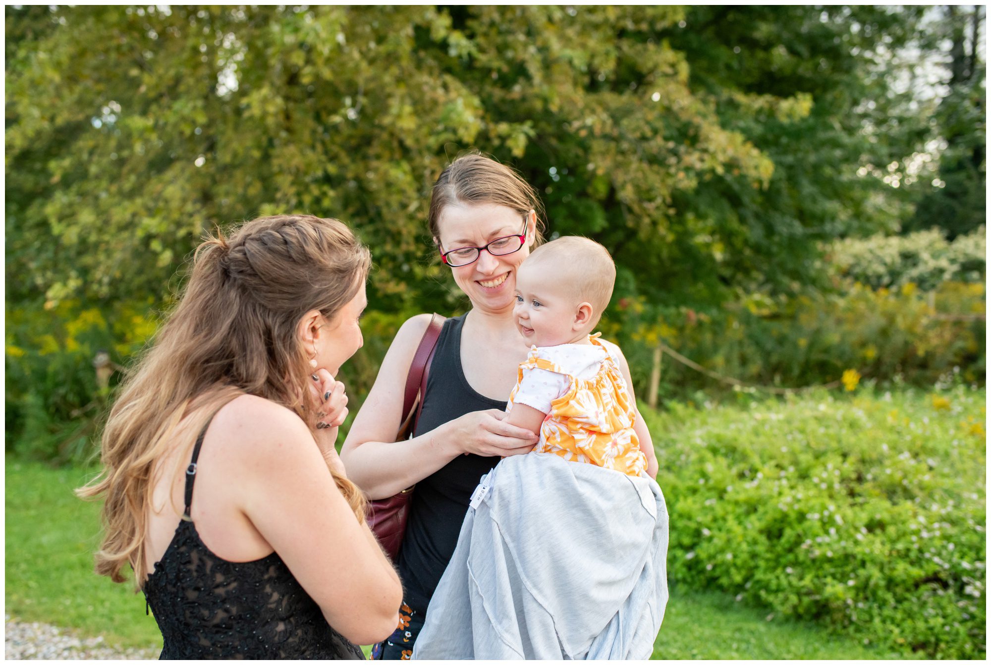 Wildflowers Farm, St Thomas Ontario Wedding Photographer, Michelle A Photography